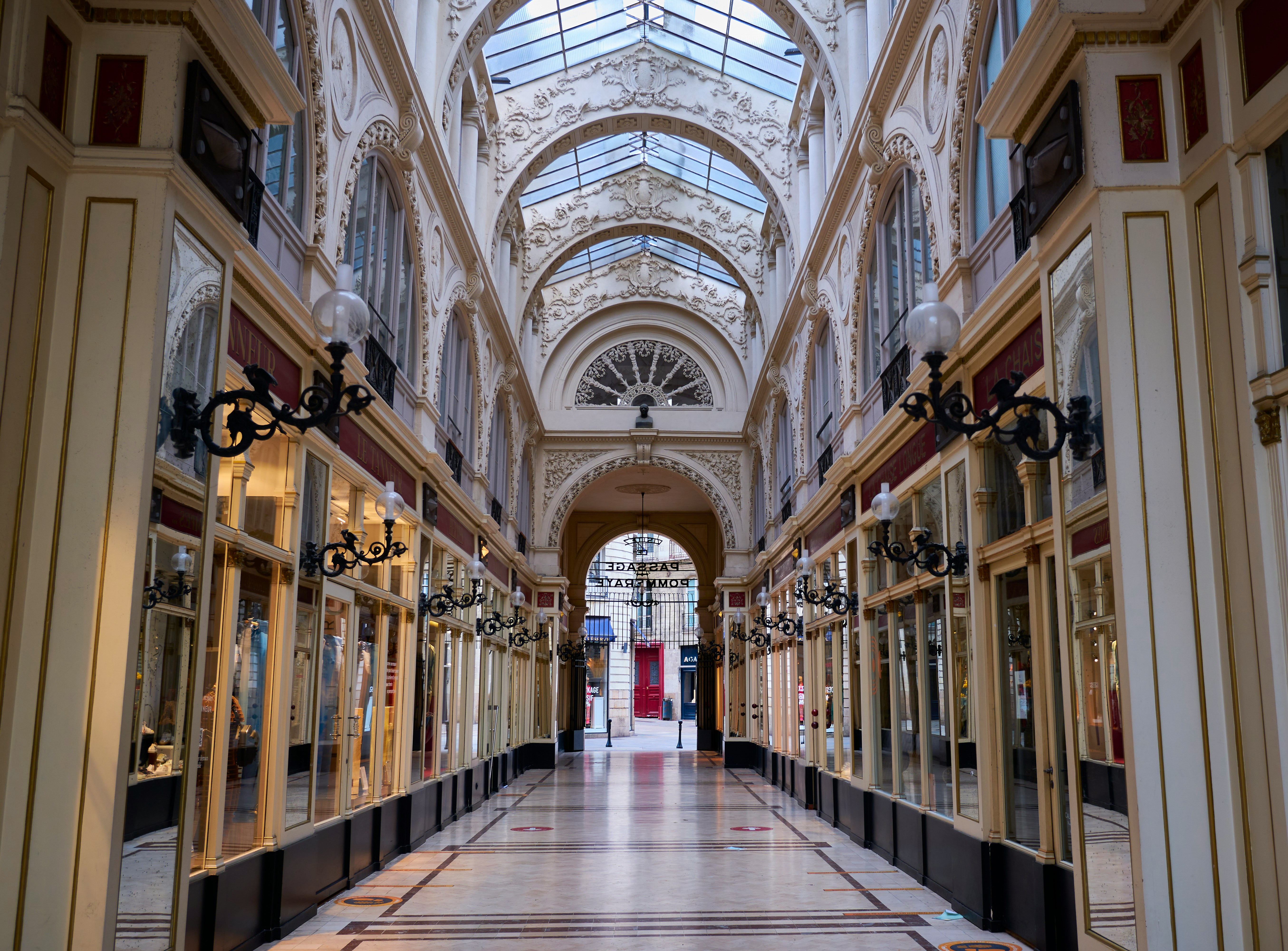 Paris After Dark: Unveiling the City’s Hidden Nightlife